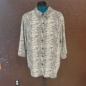 Elizabeth by Liz Claiborne Button Down